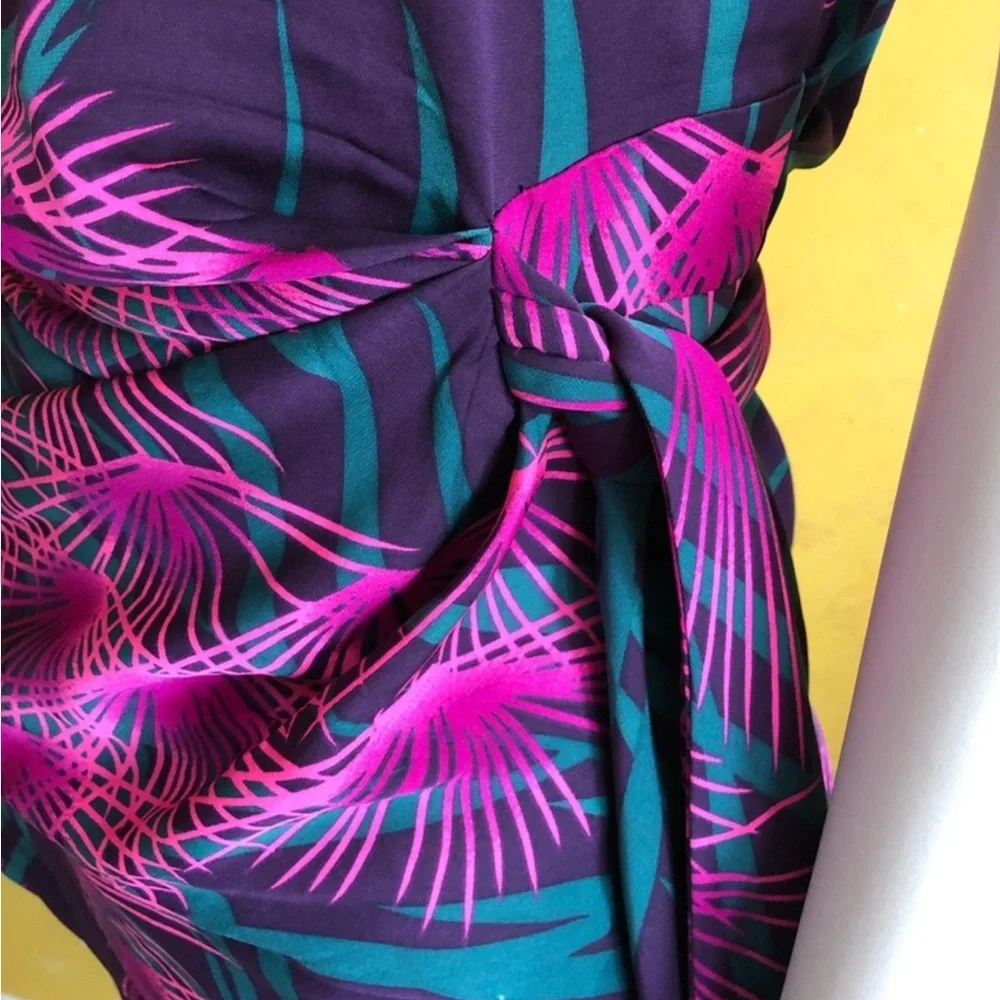 Stunning Diane Von Furstenberg Top Blouse - Picture 4 of 7